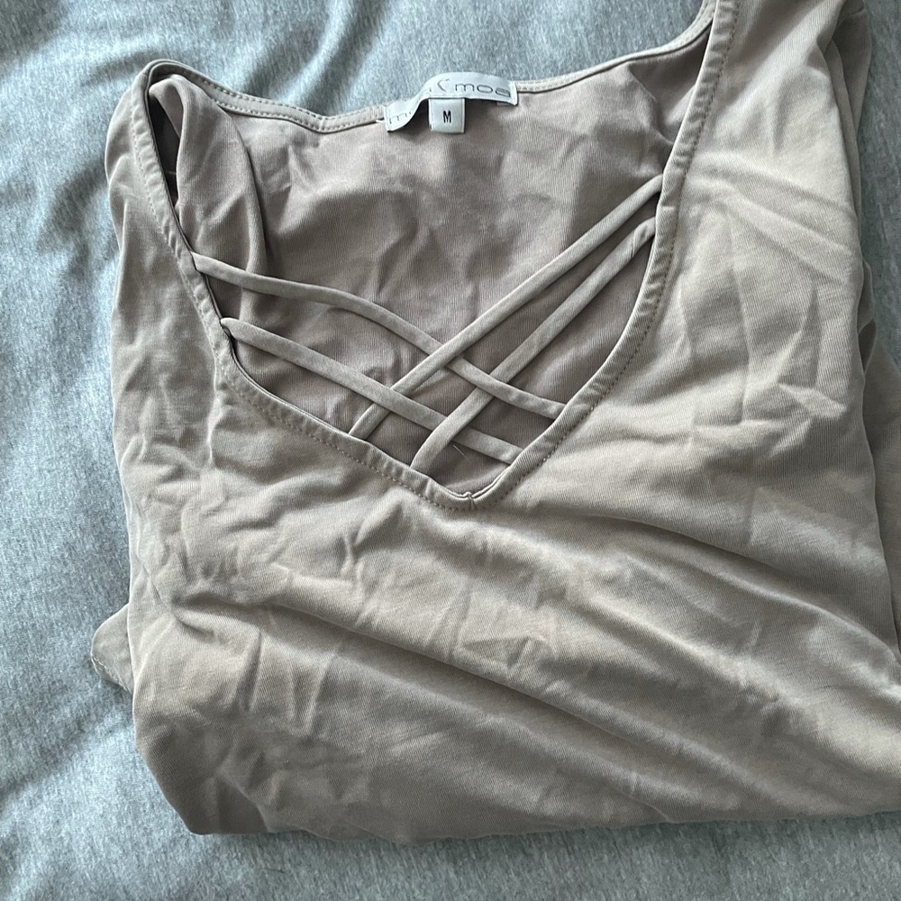 Tan Long sleeve shirt - Picture 2 of 2